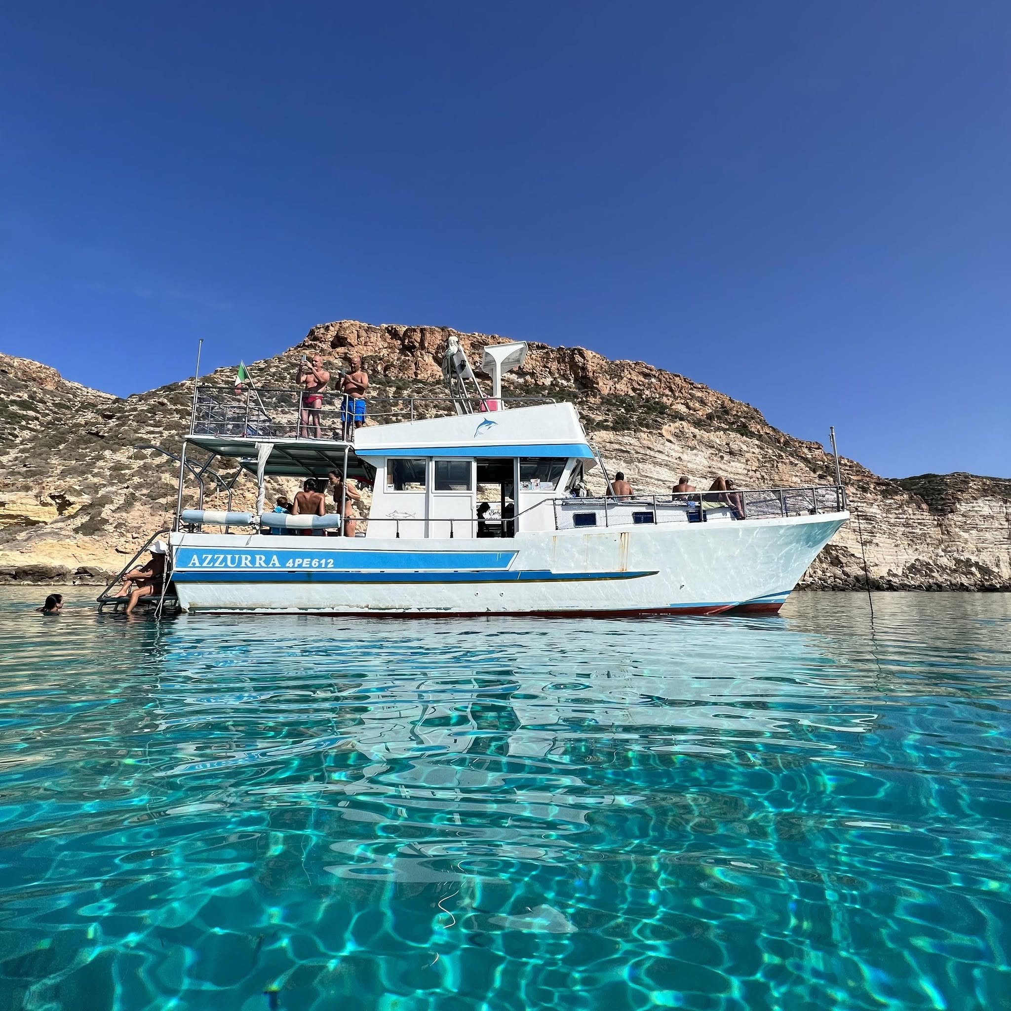 noleggio barca con conducente a Lampedusa